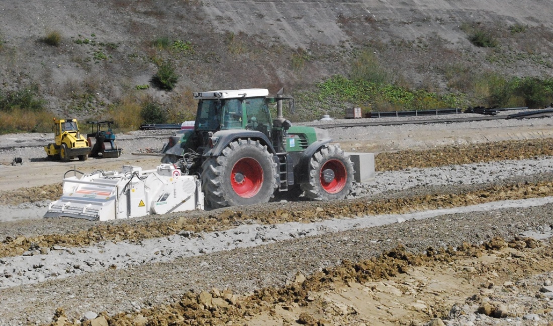 Wirtgen WS 250 mit Fendt 930 Vario